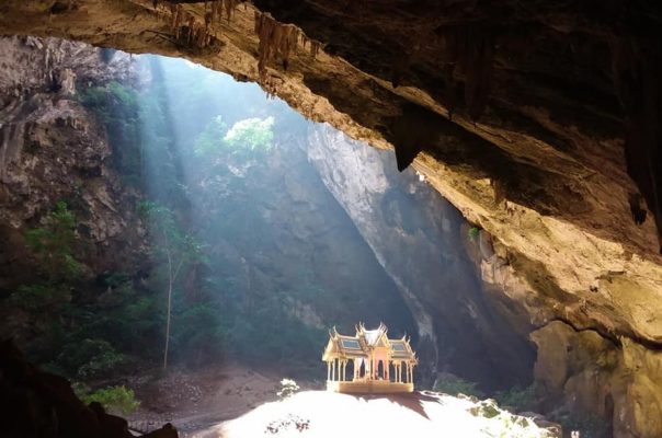 Visiter Phraya Nakhon Cave (Parc national Sam Roi Yot)