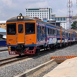 Une ligne de chemin de fer reliant le Cambodge et la Thaïlande