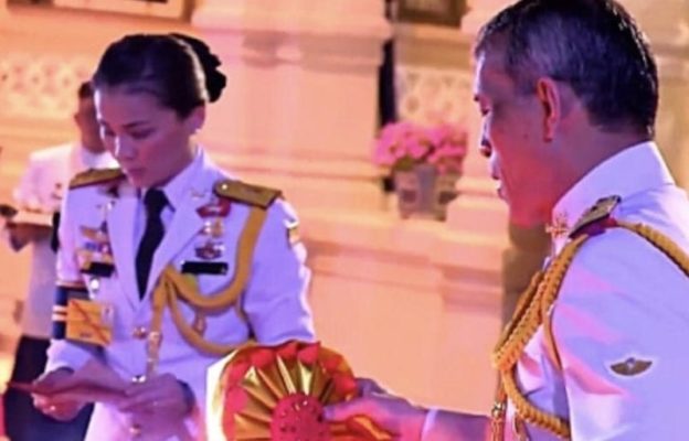 Le mariage du Roi Rama X a eu lieu à quelques jours du couronnement