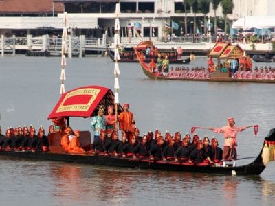 procession des barges royales à Bangkok 2019
