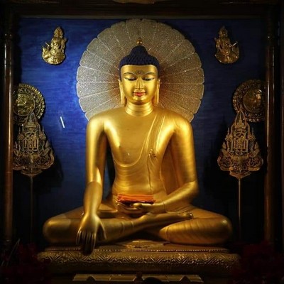 bases du bouddhisme theravada pour mieux comprendre la Thaïlande