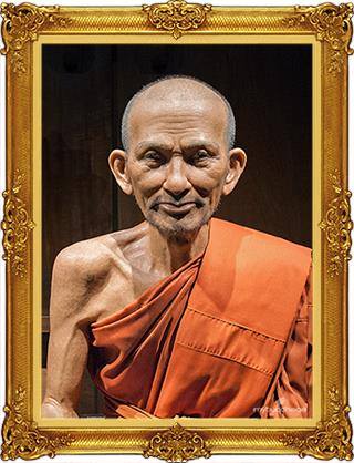 Le vénérable moine Luang Phor Suk
